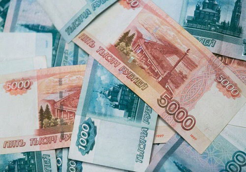 Рубль во вторник 10 января укрепляется по отношению к доллару и евро