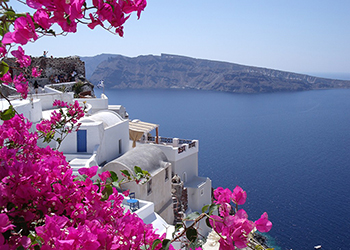 В Грецию съезжаются богатые туристы