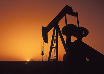 Ослабленный спрос на нефть влияет на её снижение